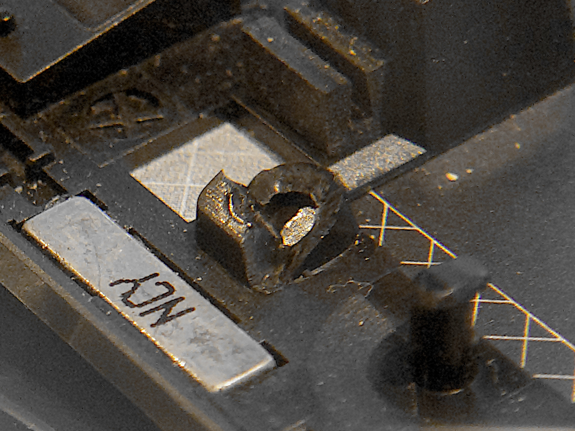 Broken Thread Housing